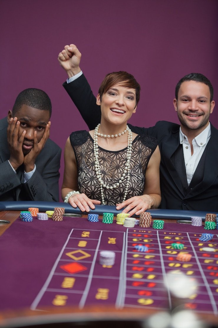 Three Card Poker Game 